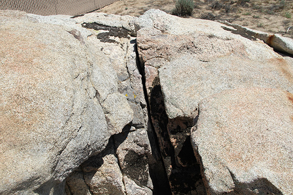 Rock outcrop showing typical fractures in the McCain Valley foothills.