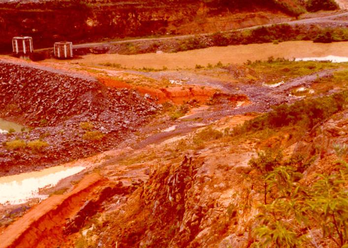 Side view of breached cofferdam of Barragem Norte (Norte Dam), on the Itajai river, Santa Catarina, Brazil, January 1983. 