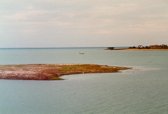Mouth of the Rio So Francisco, on the boundary between Alagoas and Sergipe, Northeastern Brazil. 
