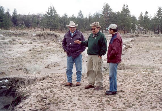 Dr. Miguel Ponce explaining the austere realities of gully geomorphology to Rancher Casillas and Walter Ziga. 