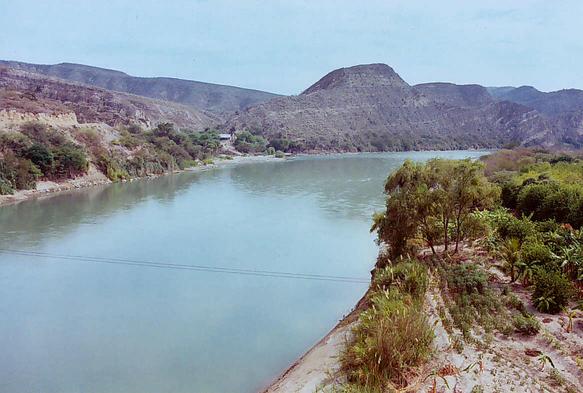 Rio Maraon downstream of Puente Corral Quemado, Amazonas, Peru. 