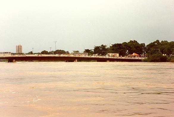 Rio Cuiaba at flood stage, January 10, 1995 (Cuiaba, Mato Grosso, Brazil).