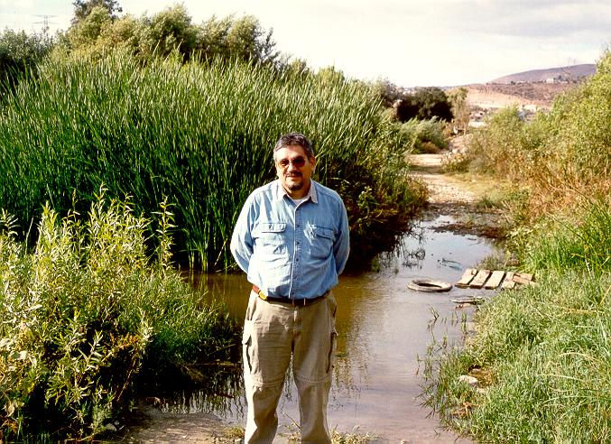 V. M. Ponce on the valley of Arroyo Alamar, Tijuana, Baja California,September 30, 2002.