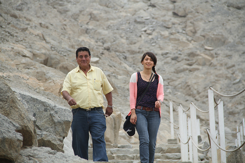Jose Monteza y Rosa Aguilar en Sechin