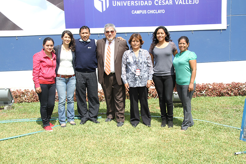 Conferencia en Universidad César Vallejo.