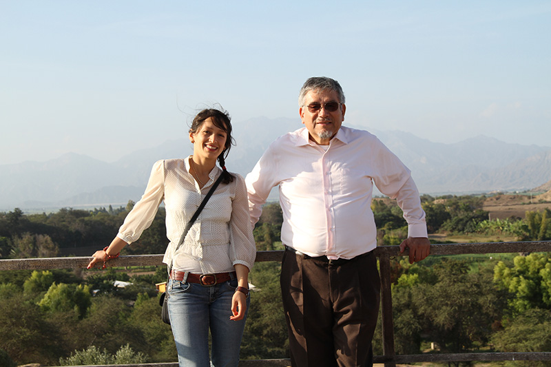 Rosa Aguilar y Dr. Victor Miguel Ponce.