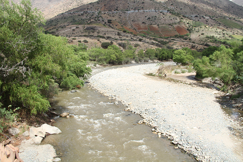 Higueras River at Zona Arqueológica monumental de Kotosh, Huánuco, Perú.