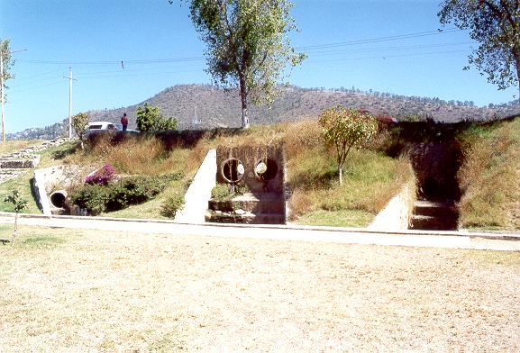 Detail of the lateral drainage on the left bank of the Rio Atoyac